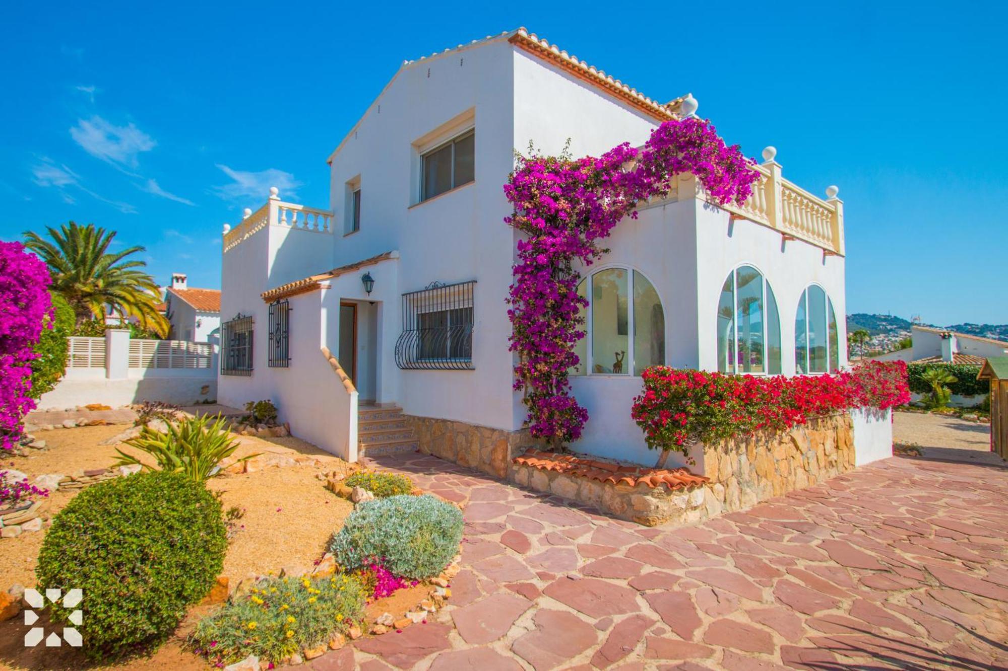 Ladera By Abahana Calpe